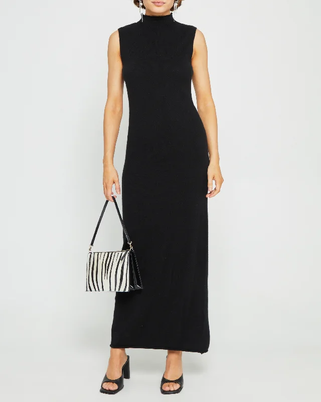 Maxi Dresses for Spring Outings in the CountrysideBrooke Cashmere Dress