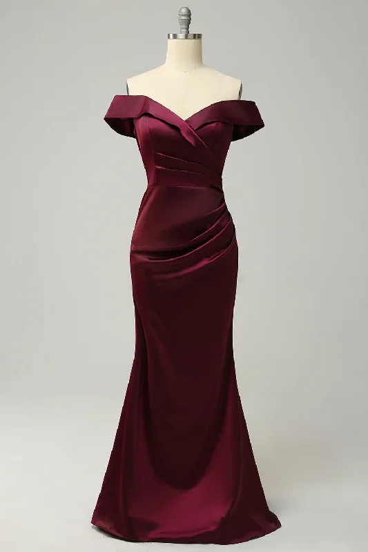 "Chiffon dresses for women with a flowy and light feel"Burgundy Off The Shoulder Sheath Long Bridesmaid Dress "Chiffon dresses for women with a flowy and light feel"Burgundy Off The Shoulder Sheath Long Bridesmaid Dress