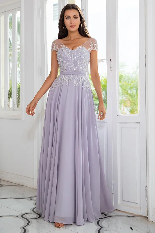 "Polka dot dresses for women with a retro vibe"Grey Chiffon Mother of the Bride Dress with Beading "Polka dot dresses for women with a retro vibe"Grey Chiffon Mother of the Bride Dress with Beading