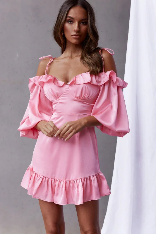 "Plus size formal dresses for women for special events"Ode To Love Sweetheart Neckline Balloon Sleeve Dress Pink "Plus size formal dresses for women for special events"Ode To Love Sweetheart Neckline Balloon Sleeve Dress Pink