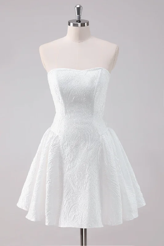 "Bundle and Save: Buy Multiple Women's Dresses and Get a Discount"Simple White A-Line Strapless Short Homecoming Dress "Bundle and Save: Buy Multiple Women's Dresses and Get a Discount"Simple White A-Line Strapless Short Homecoming Dress