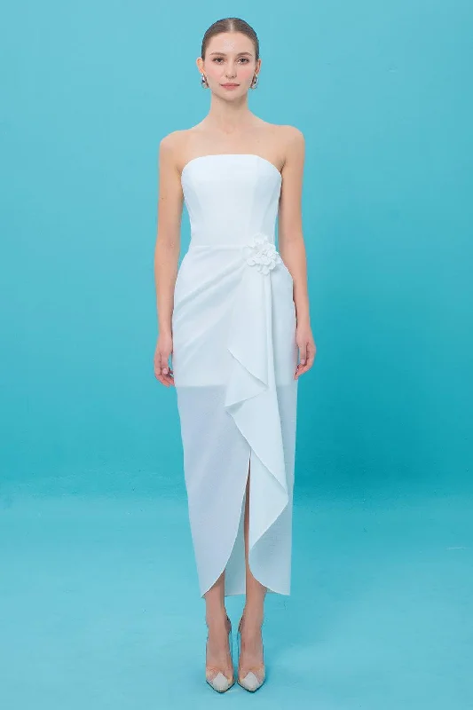 Turtleneck midi dress for a sophisticated and elegant styleFinley Strapless Sarong Burlap Midi Dress