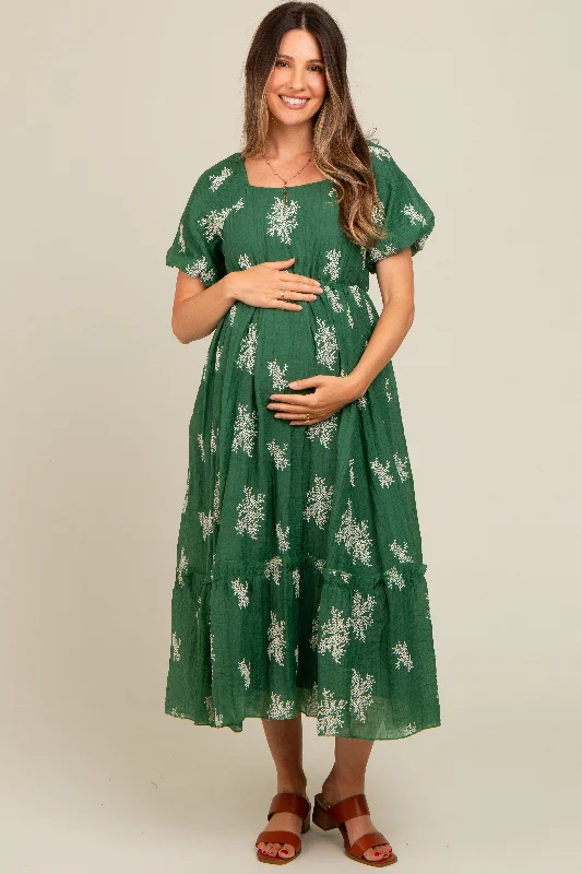 Embroidered lace midi dress for a romantic and delicate touchGreen Floral Print Ruffle Hem Maternity Midi Dress