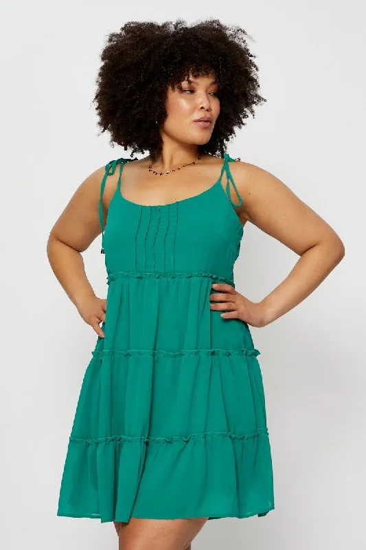 Empire Waist Party Dresses with Satin Sash for Ladies' Curvy Figure FlatteringGreen Skater Dress Square Neck Sleeveless Tie Empire Waist Party Dresses with Satin Sash for Ladies' Curvy Figure FlatteringGreen Skater Dress Square Neck Sleeveless Tie
