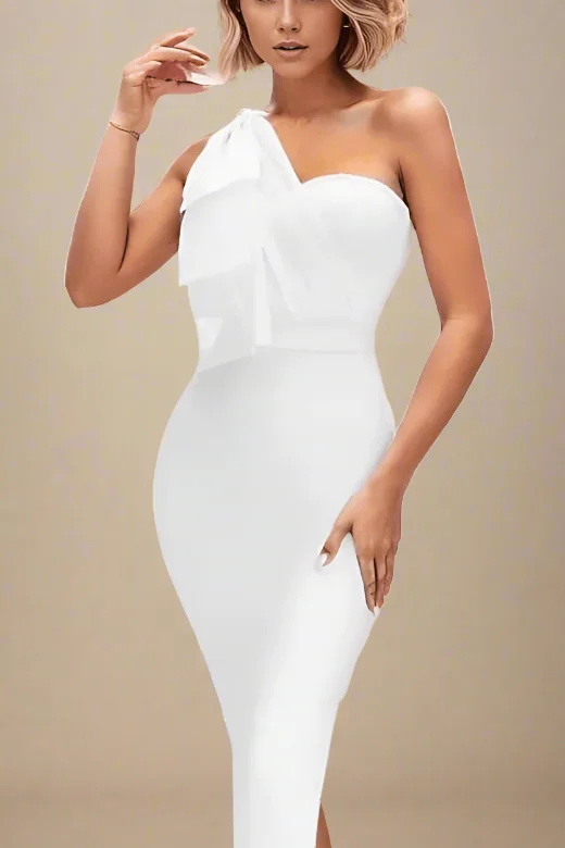 Long Party Dresses with Train for Ladies' Red Carpet EventsLesley Bandage Dress - Pearl White Long Party Dresses with Train for Ladies' Red Carpet EventsLesley Bandage Dress - Pearl White