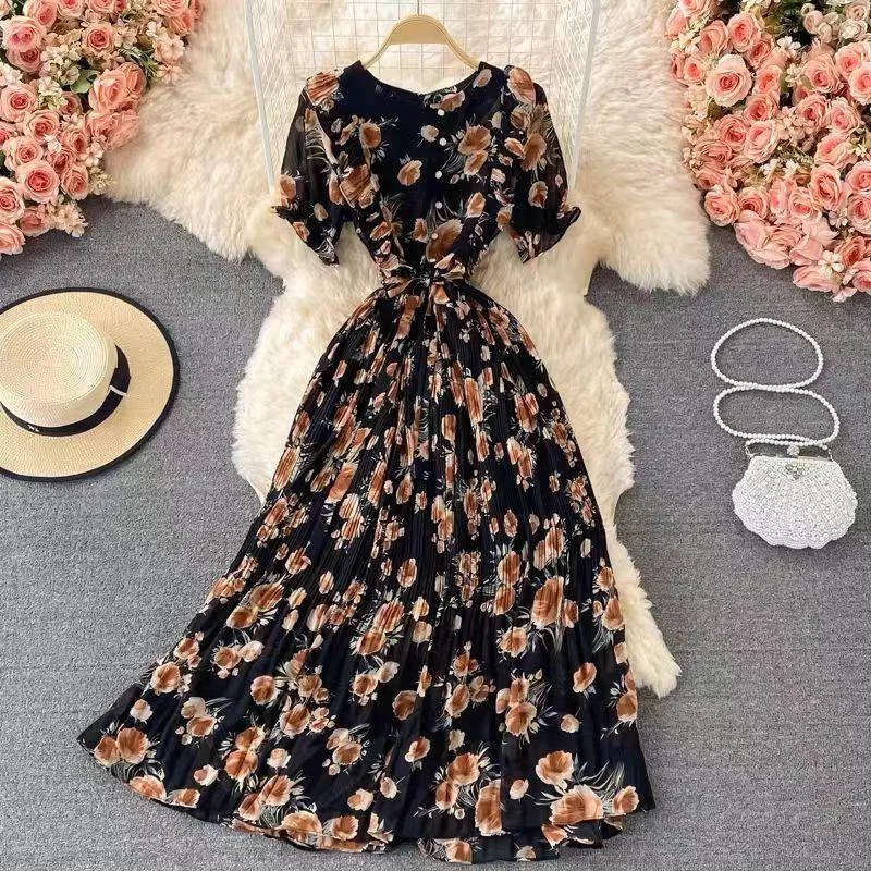 Party Dresses with Embroidered Stars and Sequined Dots for Ladies' Celestial and Playful LookMarceline Floral Dress Party Dresses with Embroidered Stars and Sequined Dots for Ladies' Celestial and Playful LookMarceline Floral Dress