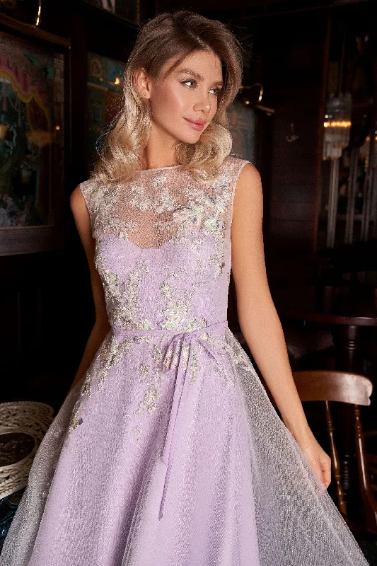 Taffeta Party Dresses with Pleated Bodice for Ladies' Structured and Formal LookMini Party Dress with Tulle Cape Taffeta Party Dresses with Pleated Bodice for Ladies' Structured and Formal LookMini Party Dress with Tulle Cape