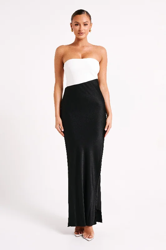 Party Dresses with Sequined Stripes and Sheer Back for Ladies' Bold and Sexy LookMiranda Contrast Maxi Dress - Black/White Party Dresses with Sequined Stripes and Sheer Back for Ladies' Bold and Sexy LookMiranda Contrast Maxi Dress - Black/White
