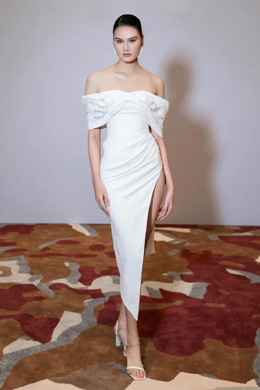 Square neck midi dress for a vintage - inspired charmSophie Bodycon Off-Shoulder Linen Midi Dress