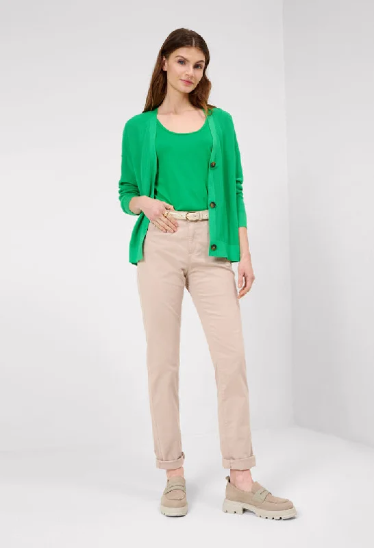 Culottes with wide leg and ruffled hem for women in a feminine and stylish styleMary Short Trouser