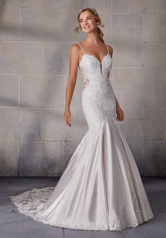 Handmade lace wedding dress for a unique feel2121 Sinead