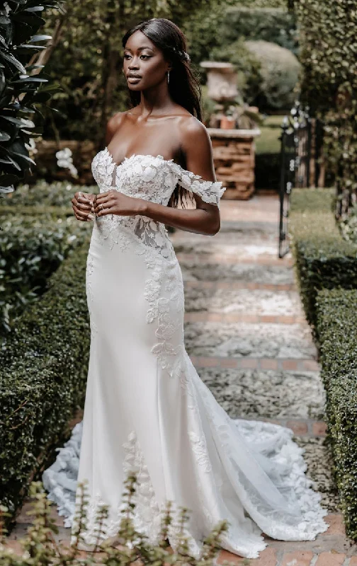 Chiffon Wedding Dresses with Slit and Embroidered Hem for Added Elegance9860