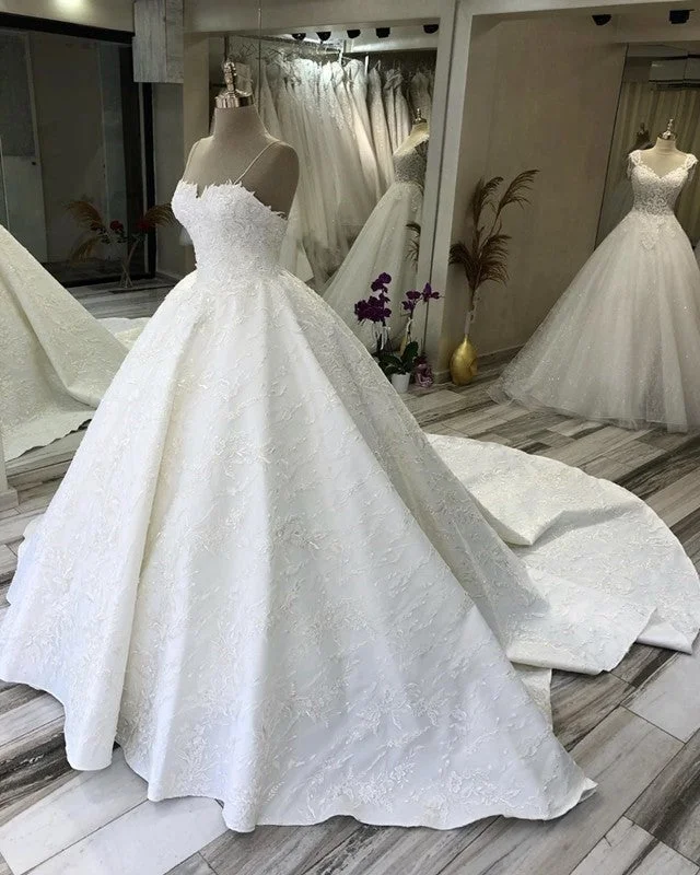 Mesh Paneled Wedding Dresses with Beaded Appliques for a Modern EdgeElegant Wedding Dress Satin Ball Gown Lace Embroidery Mesh Paneled Wedding Dresses with Beaded Appliques for a Modern EdgeElegant Wedding Dress Satin Ball Gown Lace Embroidery