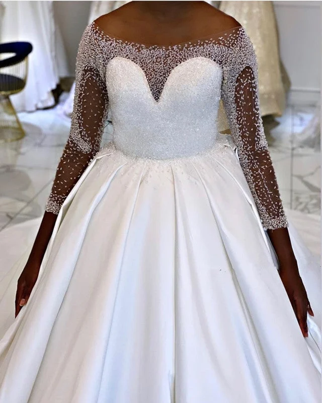 Imported high - quality wedding dressBall Gown Princess Wedding Dress Satin With Beaded Sleeves