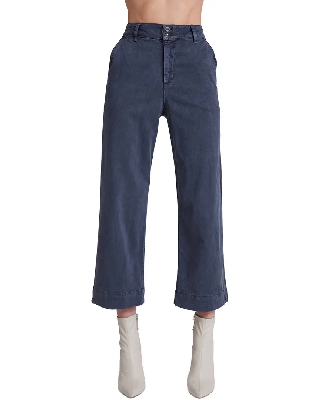 Cuffed wide leg dress pants for women in a stylish and neat lookBella Dahl Wide Leg Crop