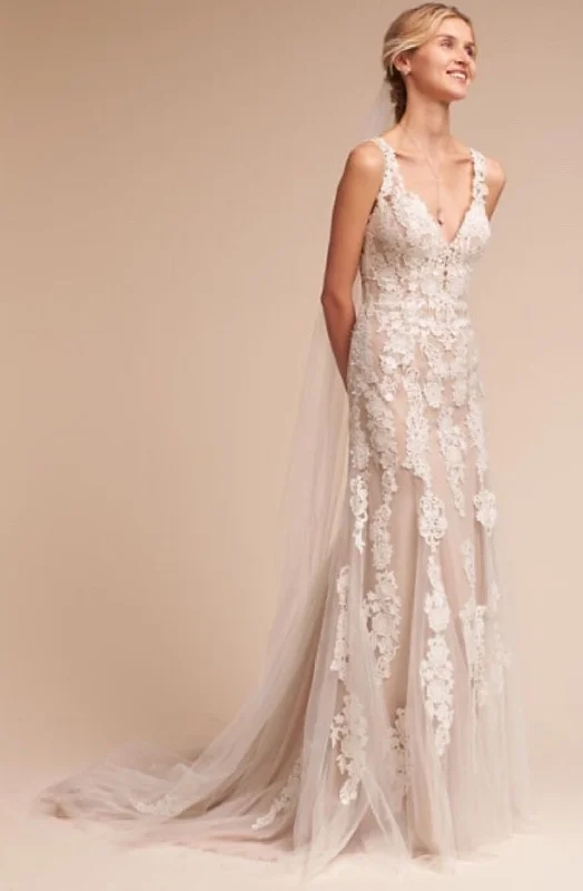 Wedding Dresses with Sequined Bodice and Chiffon Overlay for an Elegant ContrastBHLDN Whispers & Echoes Monarch Gown Wedding Dresses with Sequined Bodice and Chiffon Overlay for an Elegant ContrastBHLDN Whispers & Echoes Monarch Gown