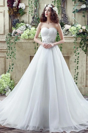 Wedding Dresses with Sequined Hearts and Satin and Lace Combination and Bow at the Waist for a Valentine's Day Wedding RomanceChic White Sweetheart Beadings Wedding Dress Court Train Lace-up Wedding Dresses with Sequined Hearts and Satin and Lace Combination and Bow at the Waist for a Valentine's Day Wedding RomanceChic White Sweetheart Beadings Wedding Dress Court Train Lace-up