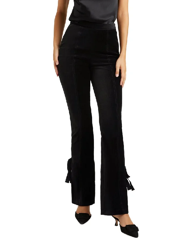 Velvet wide leg pants for women in a luxurious styleCinq à Sept Velvet Long Lou Pant Velvet wide leg pants for women in a luxurious styleCinq à Sept Velvet Long Lou Pant