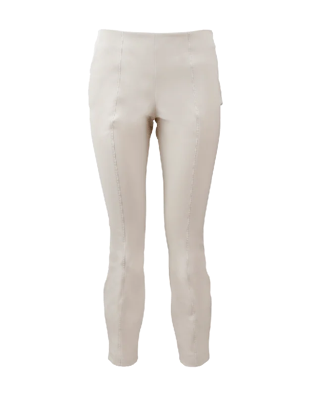 Elastic waist wide leg pants for plus size women in a comfortable and flattering styleCosso Pant