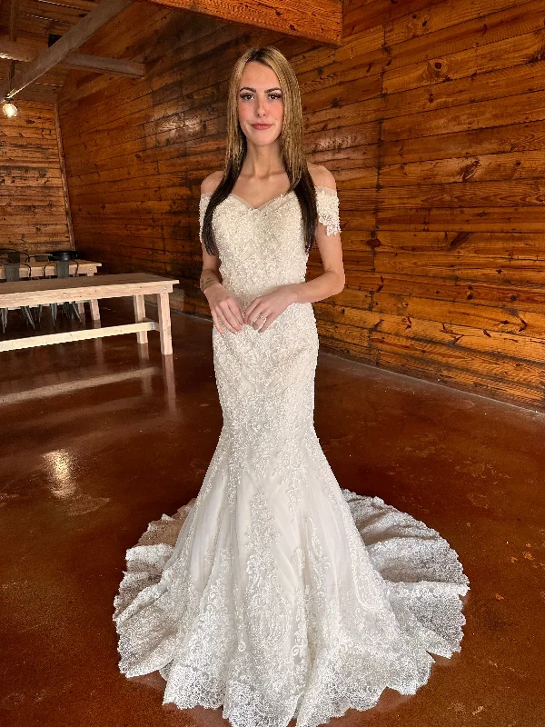 Wedding Dresses with Sequined Bodice and Chiffon Overlay for an Elegant ContrastKaylee Wedding Dress Wedding Dresses with Sequined Bodice and Chiffon Overlay for an Elegant ContrastKaylee Wedding Dress