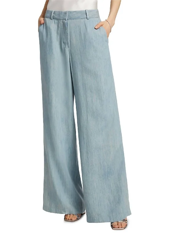 Striped wide leg jeans for women in a bold and trendy styleLydia Pant In Light Denim