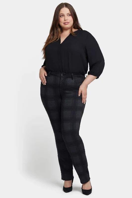 Tartan check pants for women in a traditional - modern styleMarilyn Straight Pants In Plus Size - Piedmont Plaid