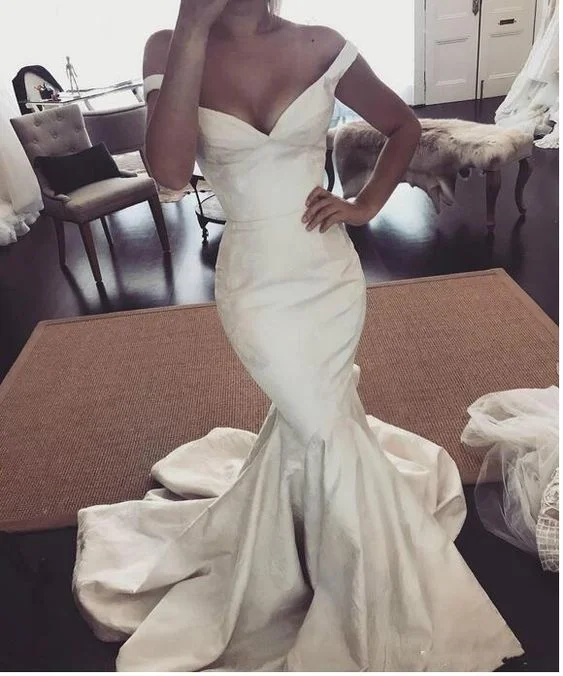 Wedding Dresses with Puff Sleeves and A Line Skirt for a Retro CharmMermaid Wedding Dresses Off The Shoulder Sleeveless Bridal Gowns prom dresses cg20889 Wedding Dresses with Puff Sleeves and A Line Skirt for a Retro CharmMermaid Wedding Dresses Off The Shoulder Sleeveless Bridal Gowns prom dresses cg20889