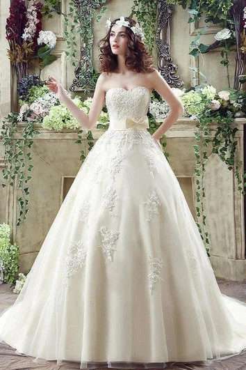 Wedding Dresses with High Neck and Embroidered Back and Sheer Sleeves for a Modest and Intricate LookNewest Sweetheart Lace Appliques Wedding Dress Bowknot Sweep Train Wedding Dresses with High Neck and Embroidered Back and Sheer Sleeves for a Modest and Intricate LookNewest Sweetheart Lace Appliques Wedding Dress Bowknot Sweep Train