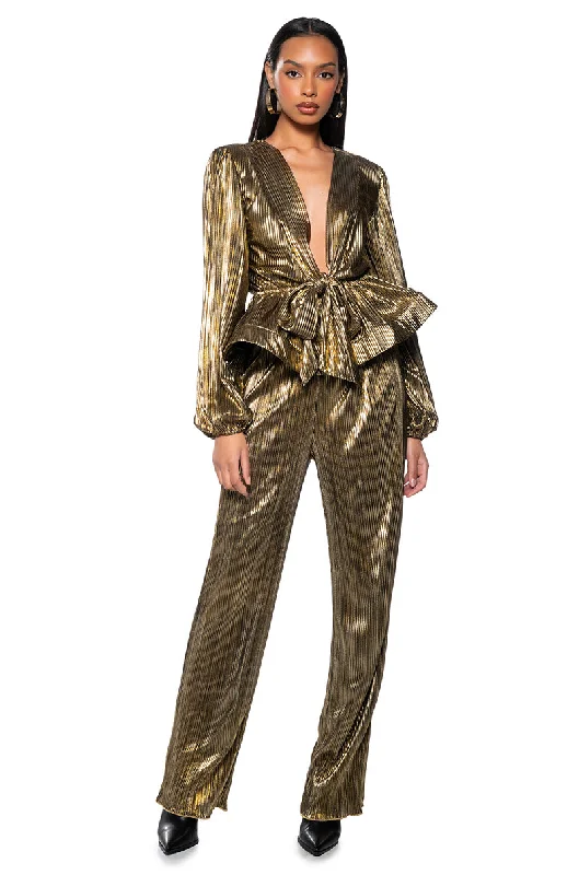 Pleated dress pants for women in a formal occasionNOEL PLEATED METALLIC PALAZZO PANT Pleated dress pants for women in a formal occasionNOEL PLEATED METALLIC PALAZZO PANT