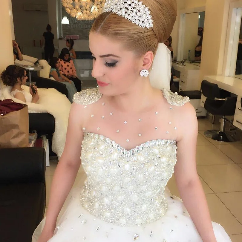 Halter Neck Wedding Dresses with High Low Hem for a Modern Twistpearl and crystal beaded ivory wedding dresses ball gowns Halter Neck Wedding Dresses with High Low Hem for a Modern Twistpearl and crystal beaded ivory wedding dresses ball gowns