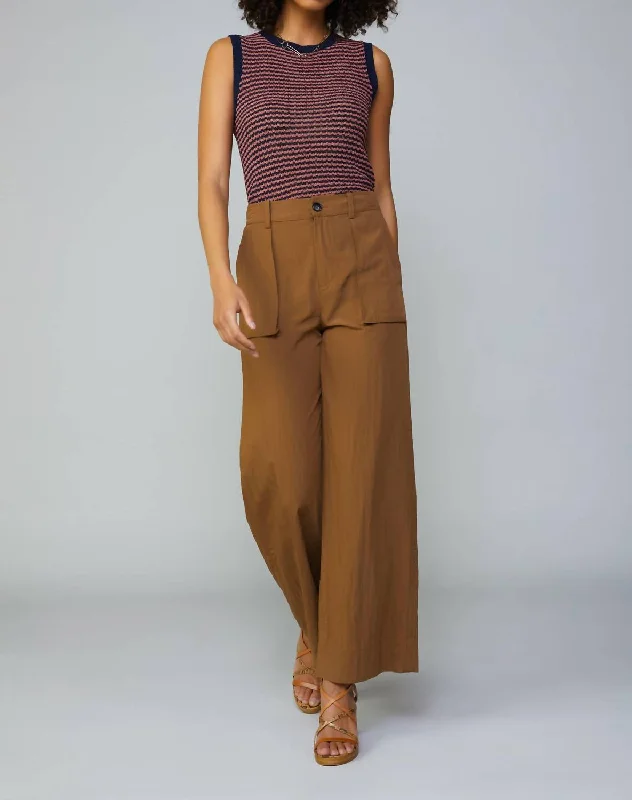Recycled nylon pants for women in an eco - friendly sporty optionPocket Detail Cargo Pant In Cocoa