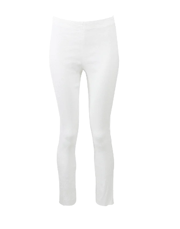 Distressed boyfriend jeans for women in a laid - back styleSlim Leggings