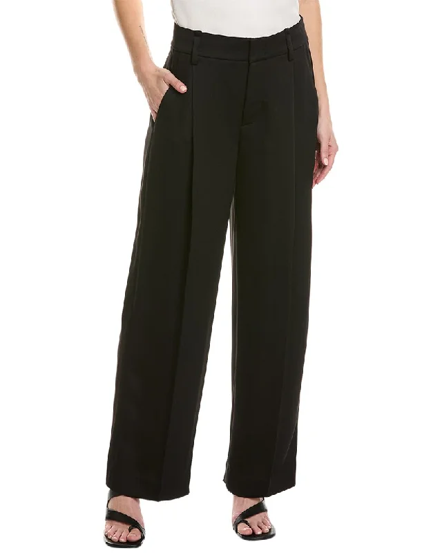 Ripped boyfriend jeans for women in a casual and cool styleVince Wide Leg Pant