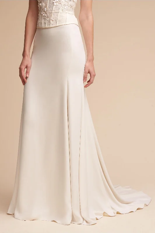 Mermaid Style Tulle Wedding Dresses with Sequined Skirt for Glamorous BridesBHLDN Willowby by Watters Nikkie 58355 Skirt Mermaid Style Tulle Wedding Dresses with Sequined Skirt for Glamorous BridesBHLDN Willowby by Watters Nikkie 58355 Skirt