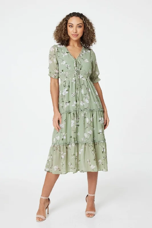 "Bodycon dresses for women to show off curves"Floral Tie Front Midi Tea Dress