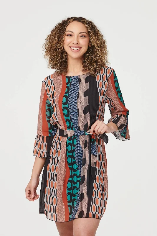 "Pleated dresses for women with a graceful movement"Printed 3/4 Sleeve Tunic Dress "Pleated dresses for women with a graceful movement"Printed 3/4 Sleeve Tunic Dress