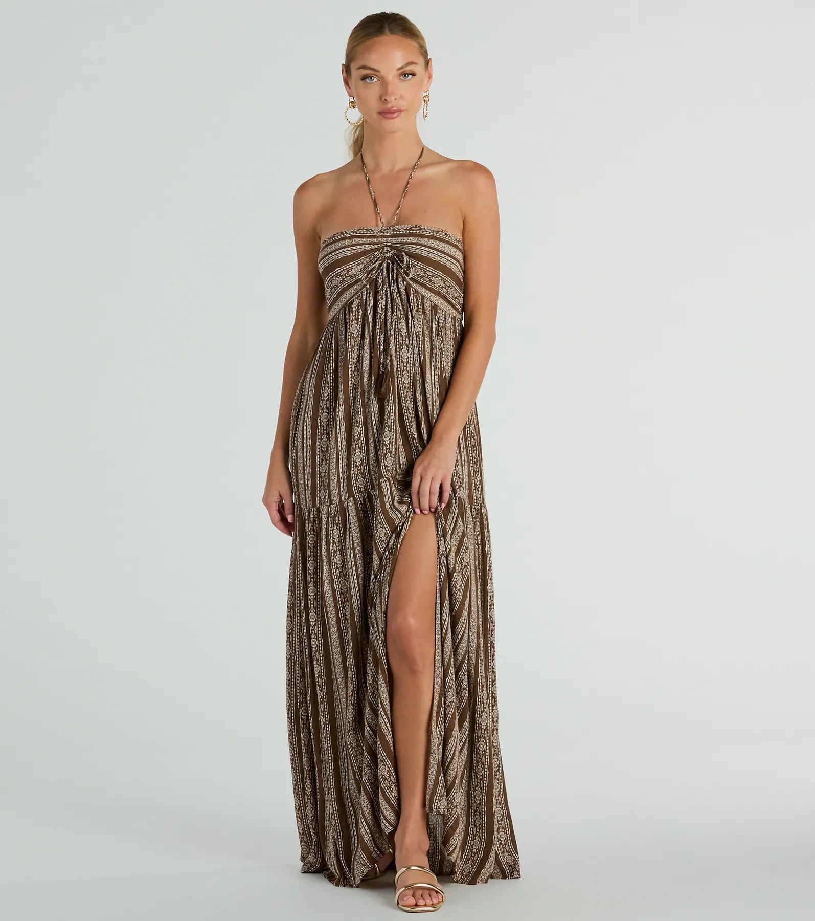"Seasonal Sale: Save Big on Women's Dresses for Every Occasion"Desert Princess Halter Maxi Dress With Pockets "Seasonal Sale: Save Big on Women's Dresses for Every Occasion"Desert Princess Halter Maxi Dress With Pockets