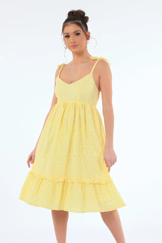 "Denim dresses for women for a casual and cool style"Double Second Yellow Tie Strap Broiderie Dress "Denim dresses for women for a casual and cool style"Double Second Yellow Tie Strap Broiderie Dress