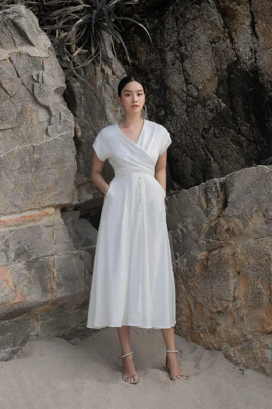 "Vintage - look women's dresses for a retro charm"Ella Short Sleeves Dress