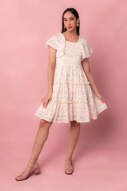 "Comfortable maternity dresses for pregnant women"Madison Dress in Eyelet Floral - FINAL SALE "Comfortable maternity dresses for pregnant women"Madison Dress in Eyelet Floral - FINAL SALE