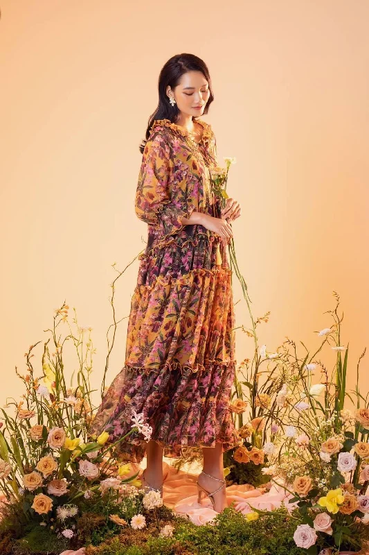"Bohemian - style women's dresses for music festivals"Makio Puffy Sleeves Dress