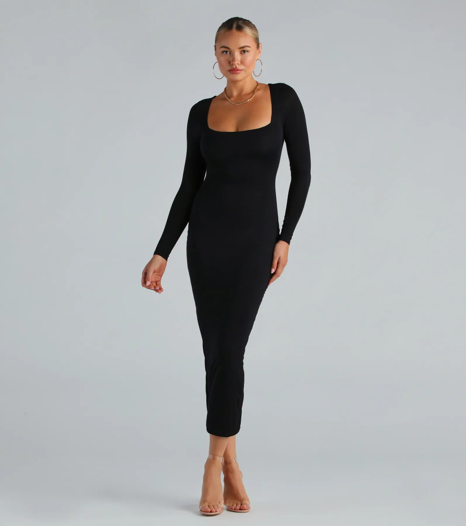 "Vintage - look women's dresses for a retro charm"Smooth Silhouette Long Sleeve Bodycon Maxi Dress