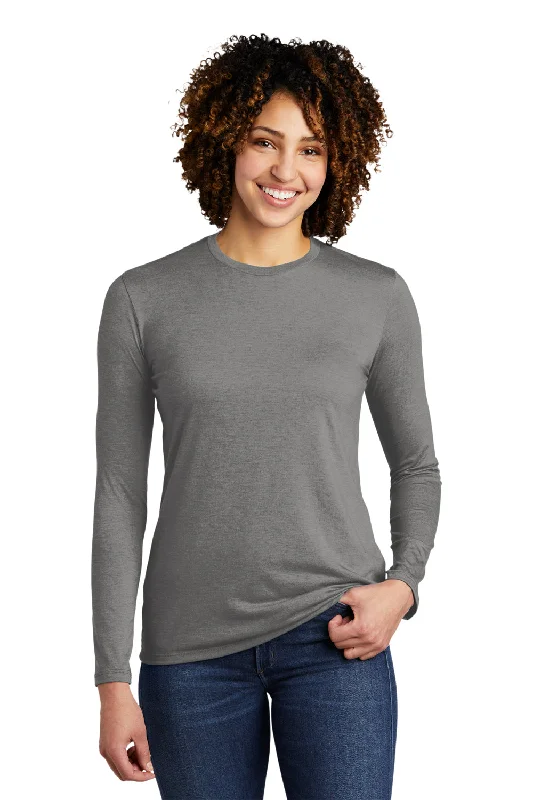 Women's oversized tunic T - shirt for a relaxed fitAllmade Womens Long Sleeve Crewneck T-Shirt - Aluminum Grey