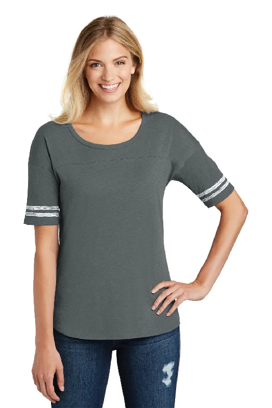 A - line women's T - shirt with a tiered ruffleDistrict Womens Scorecard Short Sleeve Crewneck T-Shirt - Heather Charcoal Grey/White - Closeout