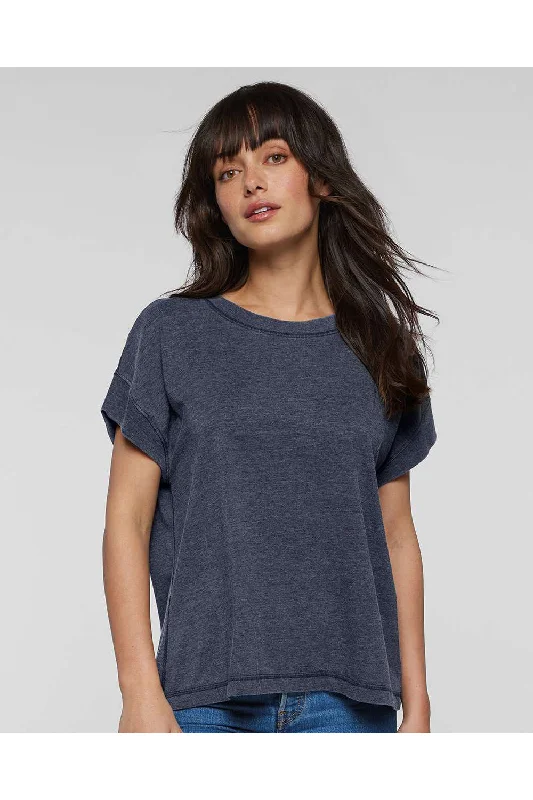 Oversized women's T - shirt with a slouchy fitLAT Womens Relaxed Vintage Wash Short Sleeve Crewneck T-Shirt - Navy Blue - NEW