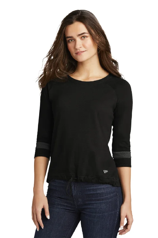 Women's T - shirt with a cropped and boxy fitNew Era Womens Moisture Wicking 3/4 Sleeve Crewneck T-Shirt - Black/Graphite Grey
