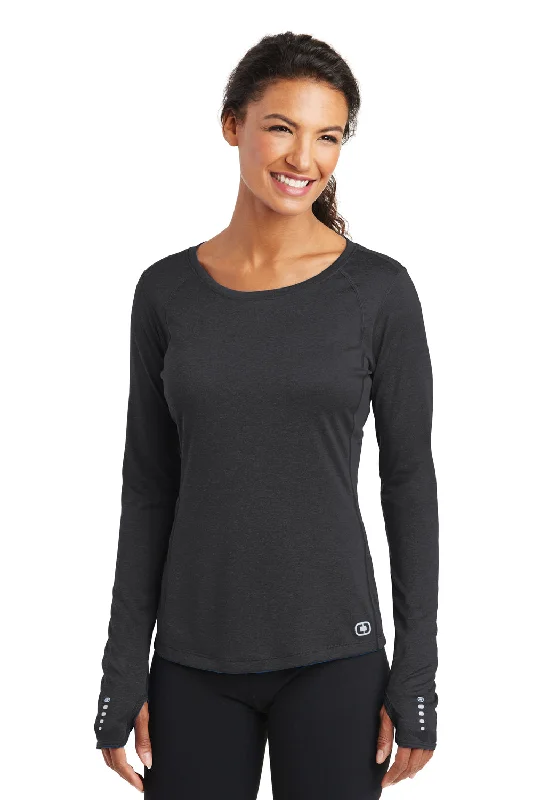 Ruffled women's T - shirt for a feminine touchOgio Womens Endurance Pulse Jersey Moisture Wicking Long Sleeve Crewneck T-Shirt - Blacktop