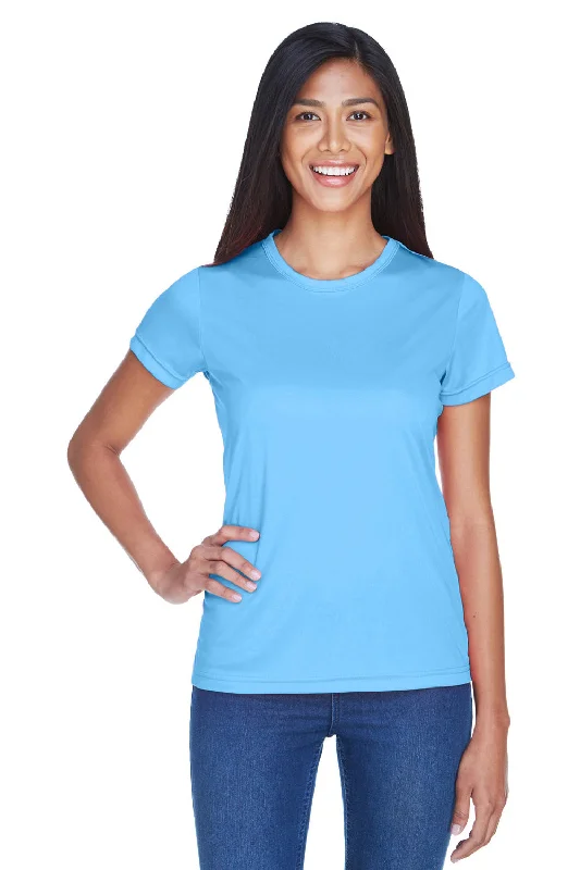 Oversized women's T - shirt with a slouchy fitUltraClub Womens Cool & Dry Performance Moisture Wicking Short Sleeve Crewneck T-Shirt - Columbia Blue
