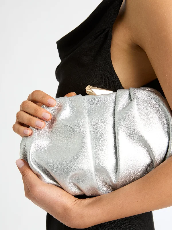 "Hurry! Limited Stock - Get Your Dream Dress with a Special Discount"SCRUNCH BAG