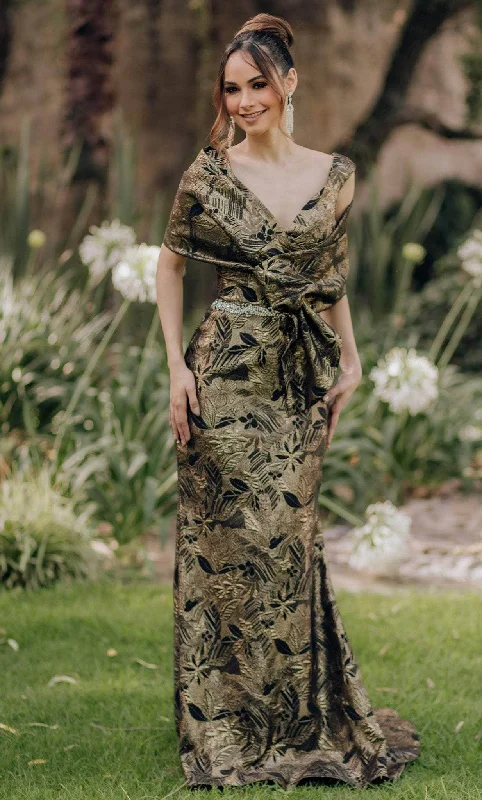 "Sustainable and eco - friendly women's dresses"Terani Couture 232M1521 - Sleeveless V-Neck Evening Dress "Sustainable and eco - friendly women's dresses"Terani Couture 232M1521 - Sleeveless V-Neck Evening Dress